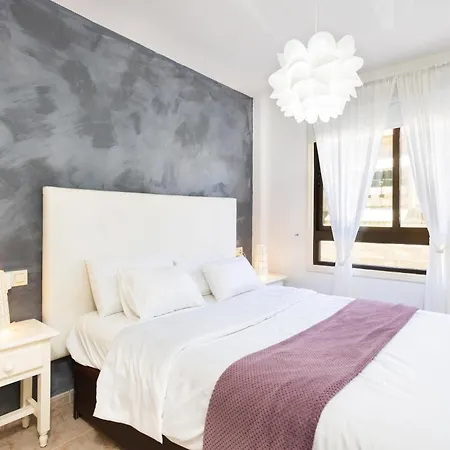 Home2book Sunny Coastal Getaway, *