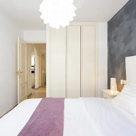 Home2book Sunny Coastal Getaway, Lejlighed