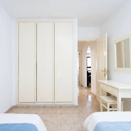 Home2book Sunny Coastal Getaway, Апартаменты *