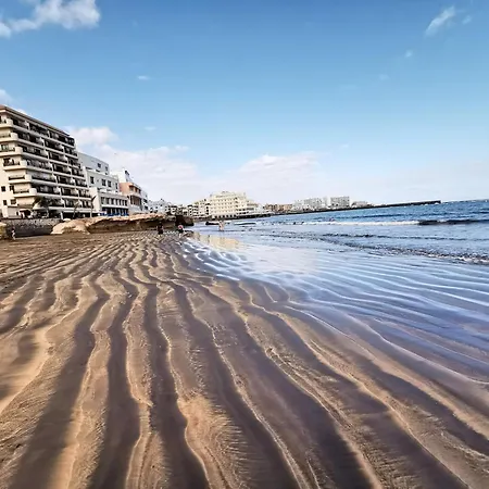 Home2book Sunny Coastal Getaway, Эль-Медано